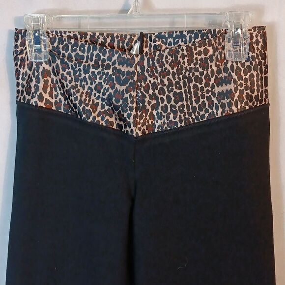 Tissini Animal Print Leggings - Picture 2 of 7